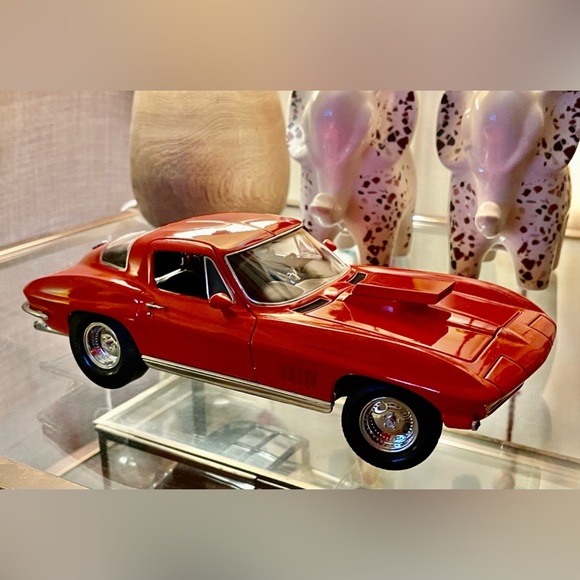 Rare 1967 Chevy Corvette Stingray Drag Car by Exoto - Picture 5 of 15